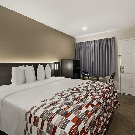 Red Roof Inn Carson - Wilmington, Ca Лос Анджелис Екстериор снимка